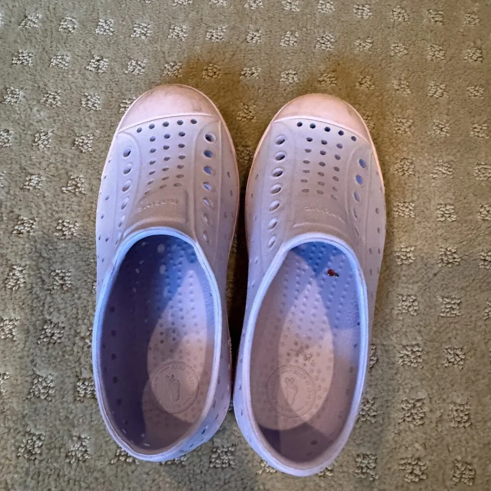 NATIVE Kids Slip Ons Size 12